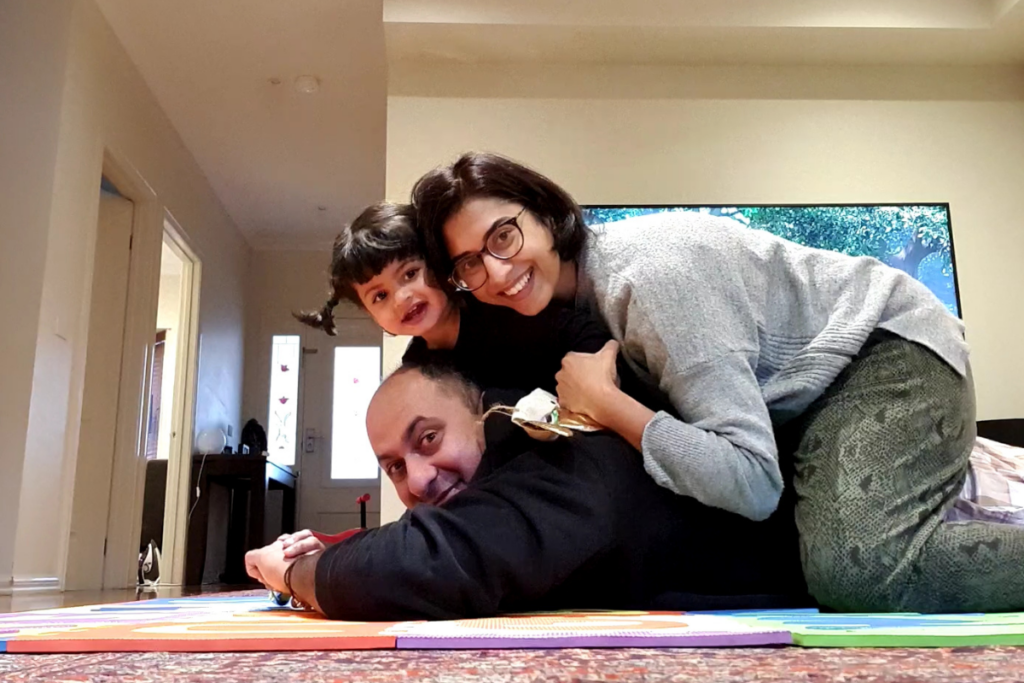 Srividya playing with her husband and daughter